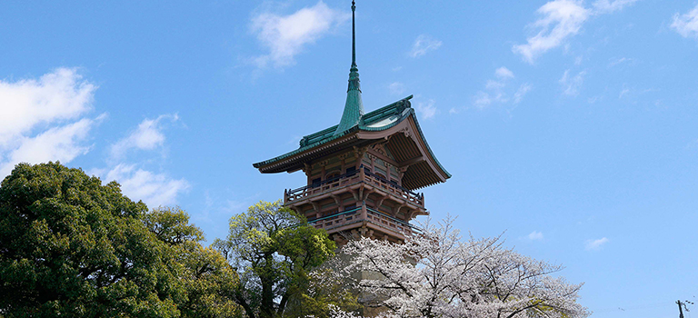 Gion-kaku and Okura Kihachiro